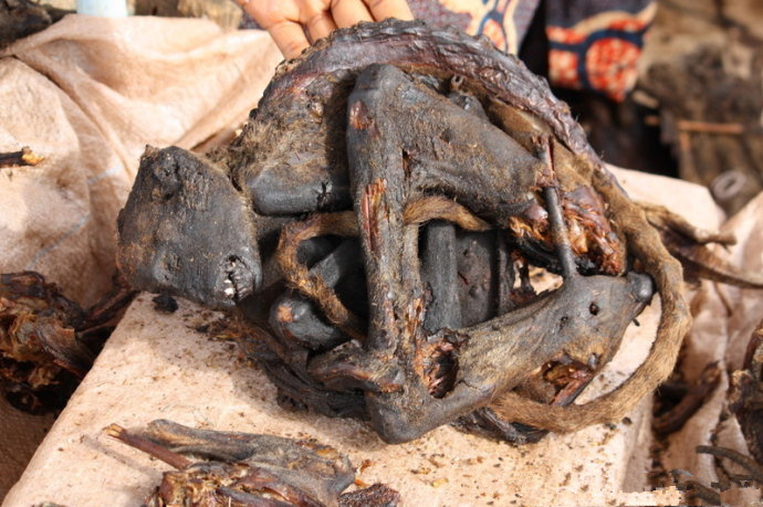 ky com：封阳台要多少钱,注意事项有哪些(图3)