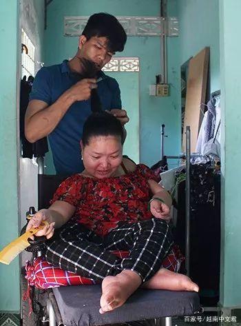 精选美食：火腿鸡蛋羹、虾皮蛋饺、豆腐烩口蘑、炖豆腐的做法“kycom”(图4)