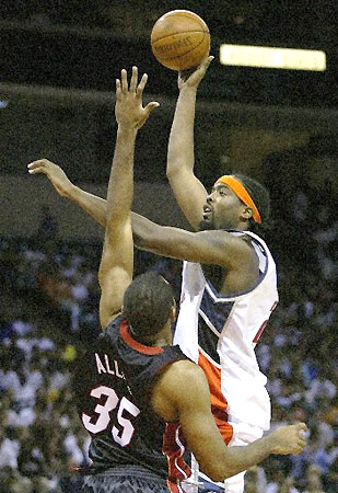 人民币汇率强势反弹 木材商请合理备货‘ky.com’(图1)