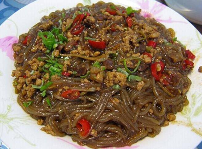 ‘kycom’
美食看看：茄子煲 客家酿豆腐 红油腐竹 酸菜炒粉条的做法(图6)