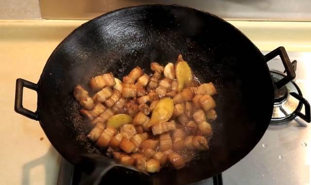 
这样做卤肉饭 好吃不腻！“kycom”(图6)