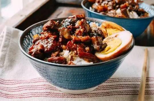 
这样做卤肉饭 好吃不腻！“kycom”(图8)