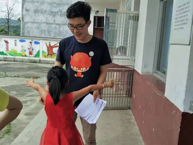 ky com|全屋定制柜子需要多少钱？我家5万元全部搞定，大家看看亏吗(图1)