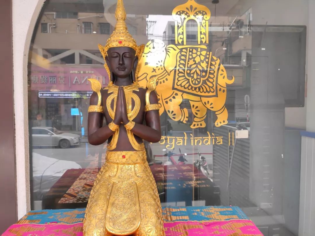 精选美食推荐：姜汁菠菜塔，洋葱焖鸡翅，莲藕狮子头的做法：ky com(图3)