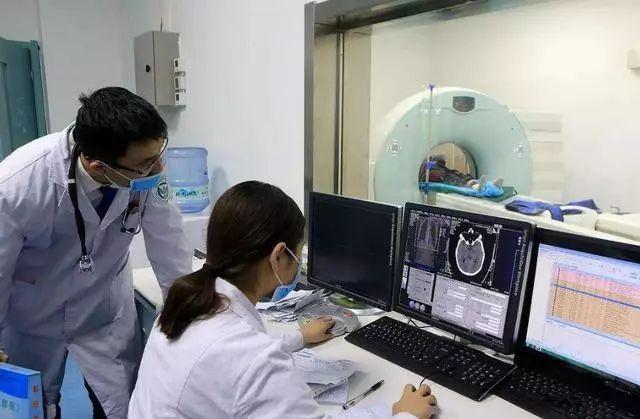 春季美食推荐：榆黄菇炒鸡蛋，麻辣豆腐干，孜然排骨的做法【kycom】(图2)