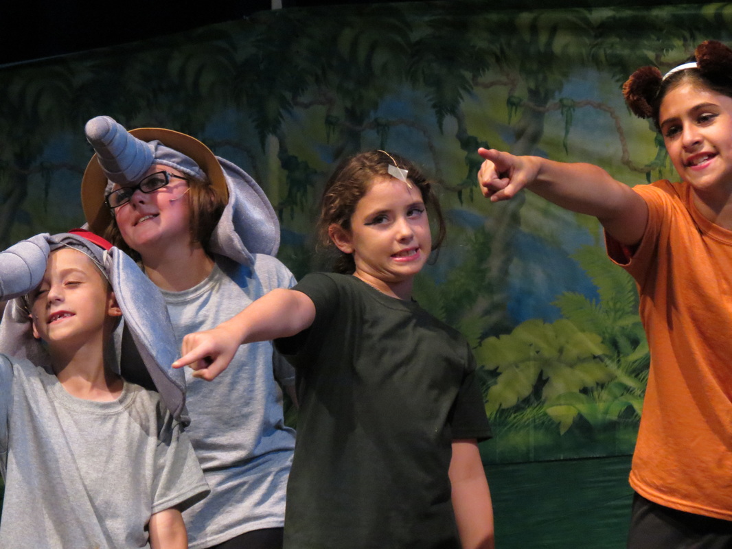 盛世嘉澜装饰:优雅客厅如何设计【ky com】(图2) 盛世嘉澜装饰:优雅客厅如何设计【ky com】(图2)