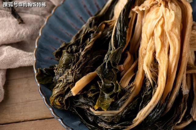 ky com_
曾经的宫廷食品 如今的人气美食 梅菜扣肉 肉烂味香 肥而不腻(图5)