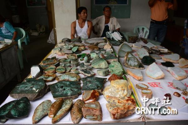 “ky.com”家用投影仪选购全攻略！再也不会被忽悠了！(图4)