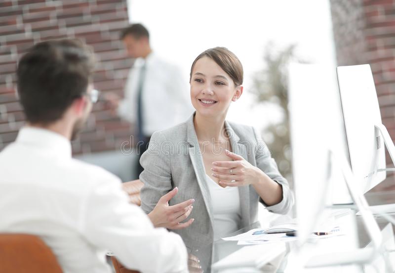 kycom-冬天应该多吃这道菜，胡萝卜和它搭配一锅炖，热乎乎，营养翻倍赞(图3)